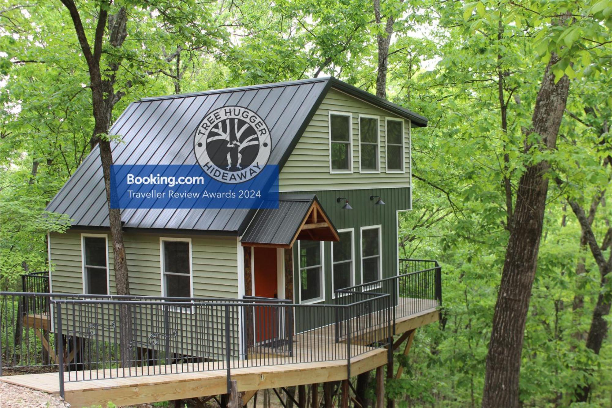 Villa Secluded Treehouse In The Woods - Tree Hugger Hideaway Branson Exterior foto